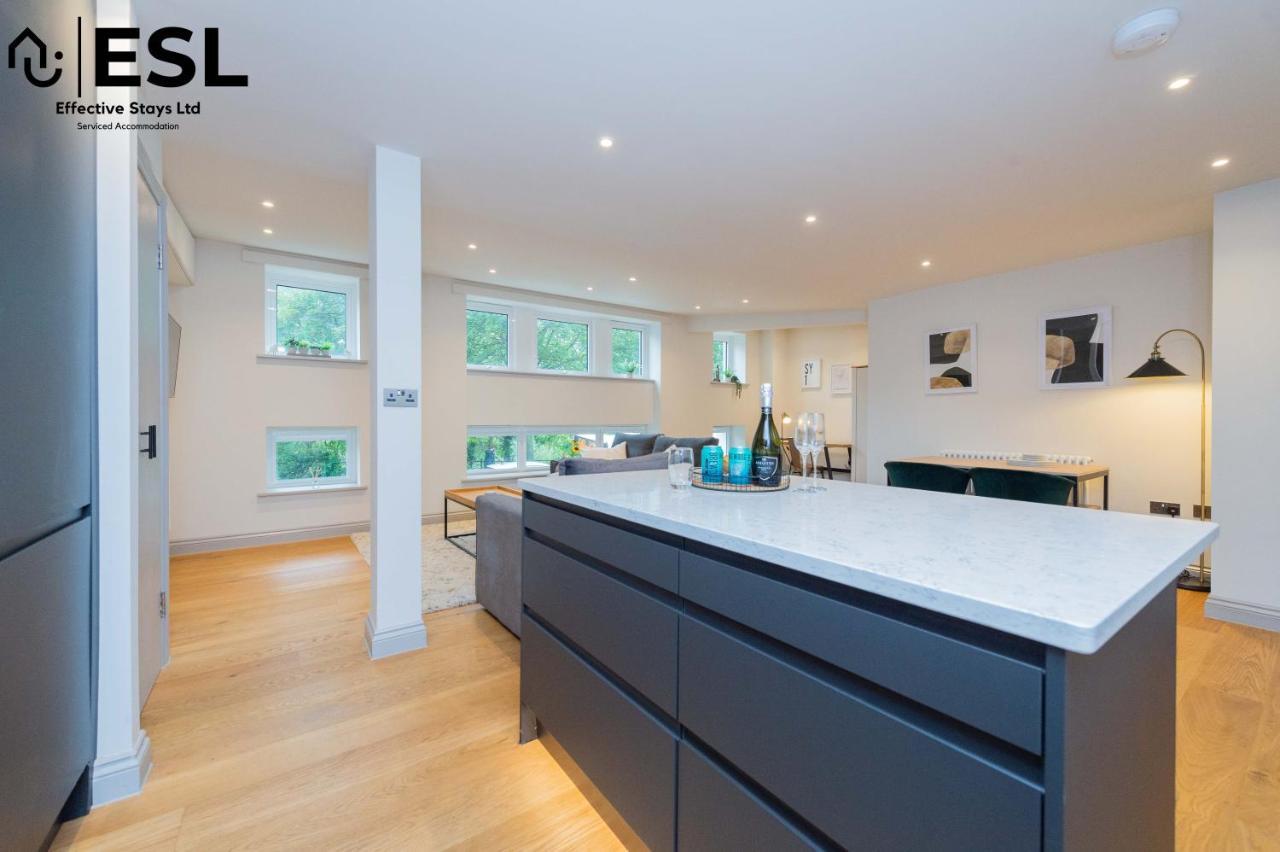 2 Bedroom Church Apartment 5 Mins To Town Centre - Free Parking Shrewsbury Bagian luar foto