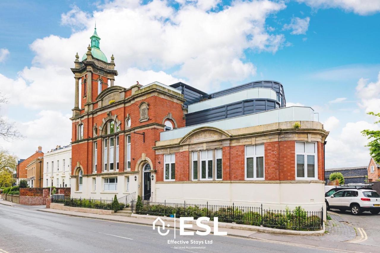 2 Bedroom Church Apartment 5 Mins To Town Centre - Free Parking Shrewsbury Bagian luar foto